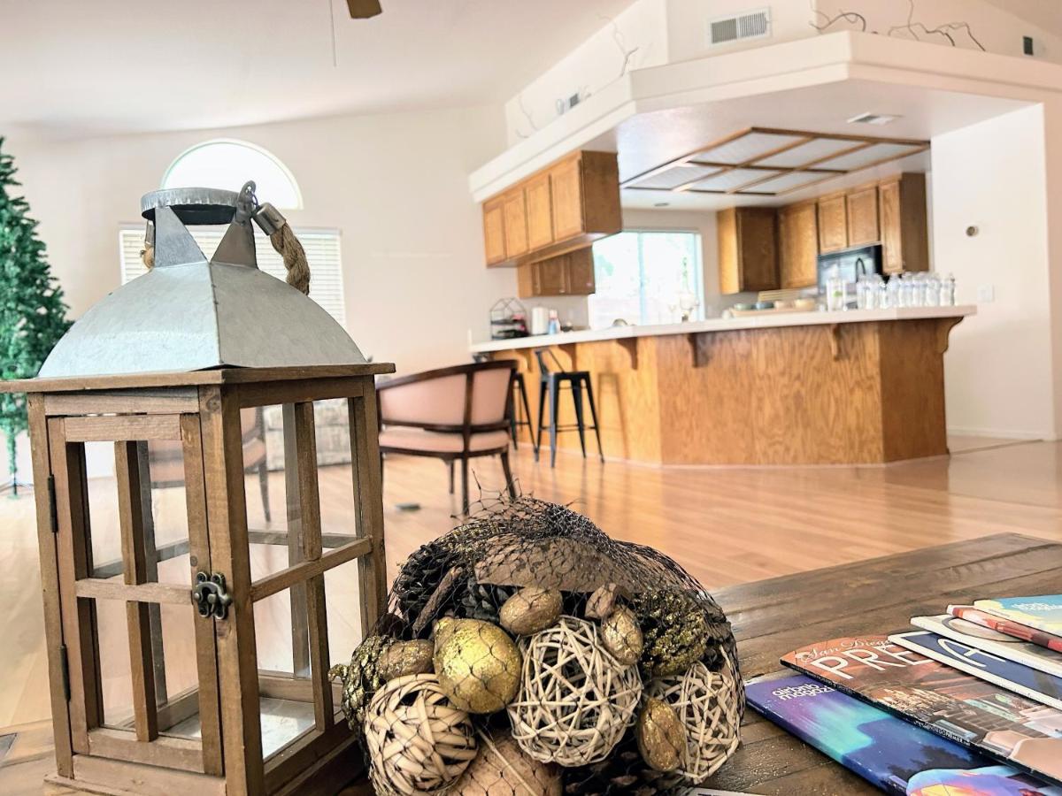 Golden Saddle Suite With Tv And Private Bathroom Hemet Exterior foto